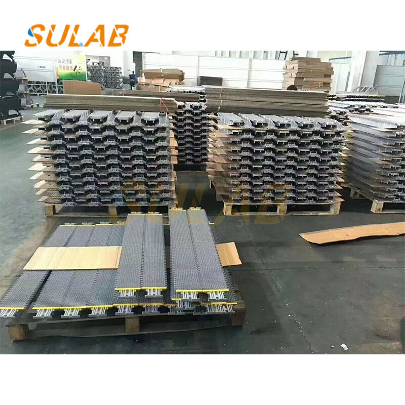 P1000-ZY-A1 1000mm Stainless Steel Escalator Step Pallet for Dongzhi and Universal Escalators
